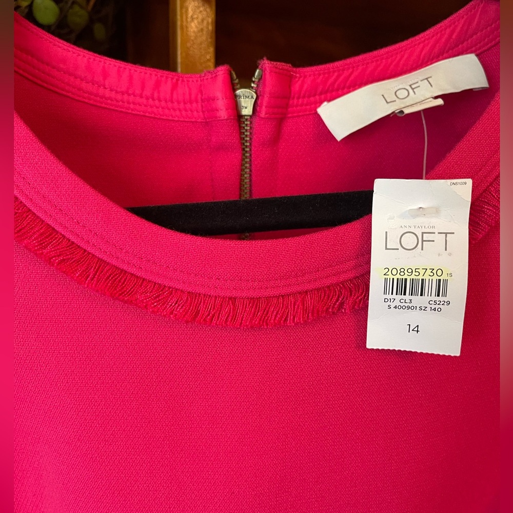 LOFT NWT Fuchsia Short Sleeve Dress